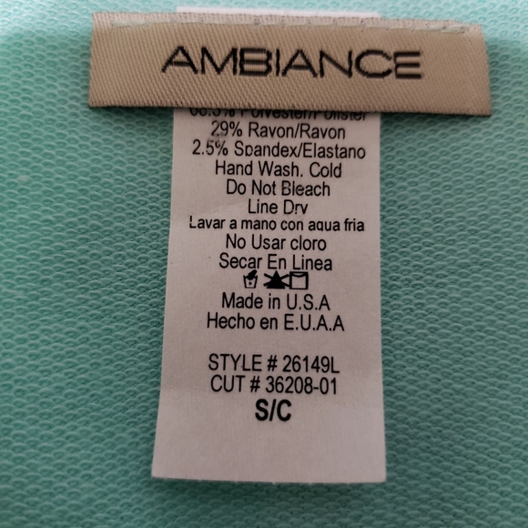 Top - Picture 2 of 3